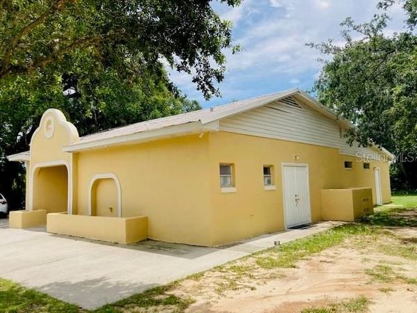 106 E BERESFORD AVENUE, DELAND, FL 32724