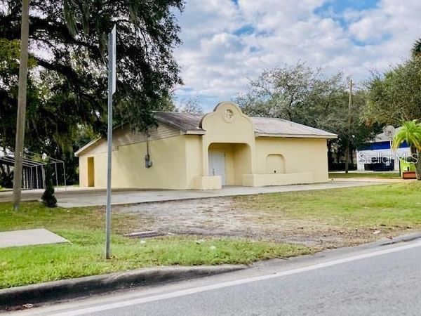 106 E BERESFORD AVENUE, DELAND, FL 32724