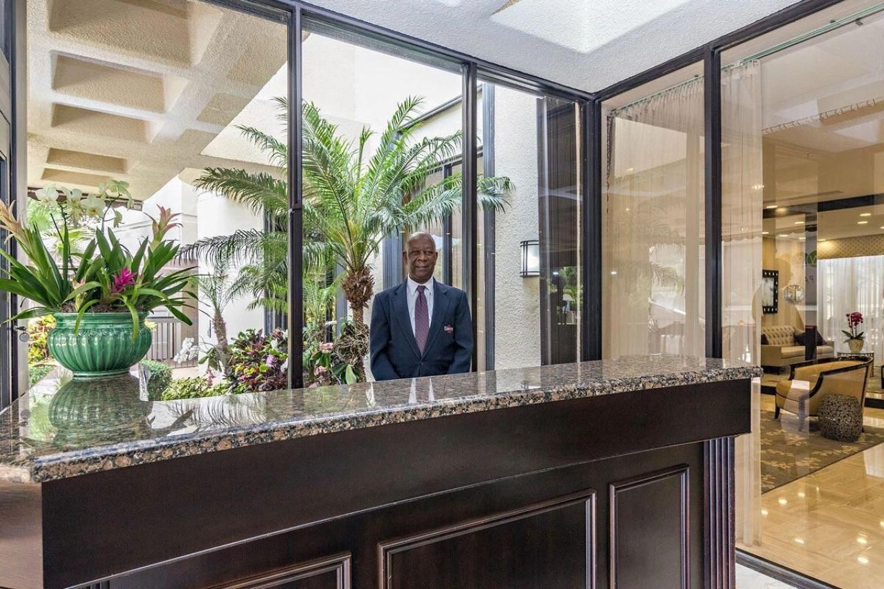 2480 Presidential Way, Unit 403, West Palm Beach, FL 33401 Photo