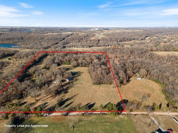 22384 Davidson Road, Siloam Springs, AR 72761