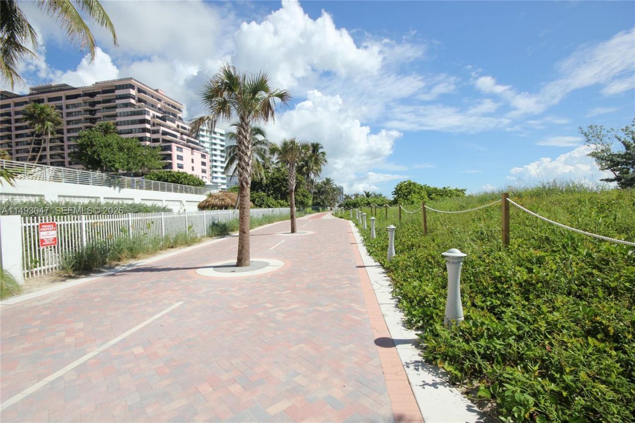 5161 Collins Ave, Unit 1610, Miami Beach, FL 33140 Photo