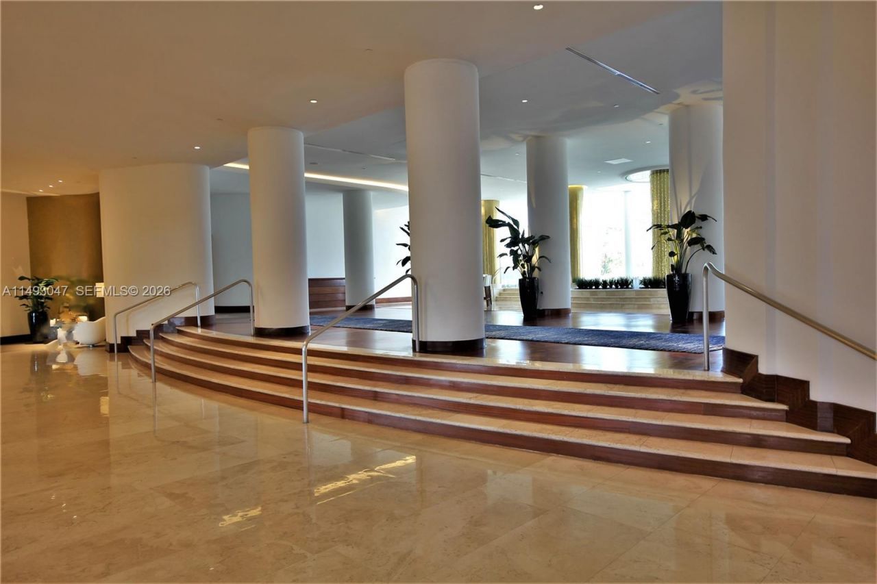 5161 Collins Ave, Unit 1610, Miami Beach, FL 33140 Photo