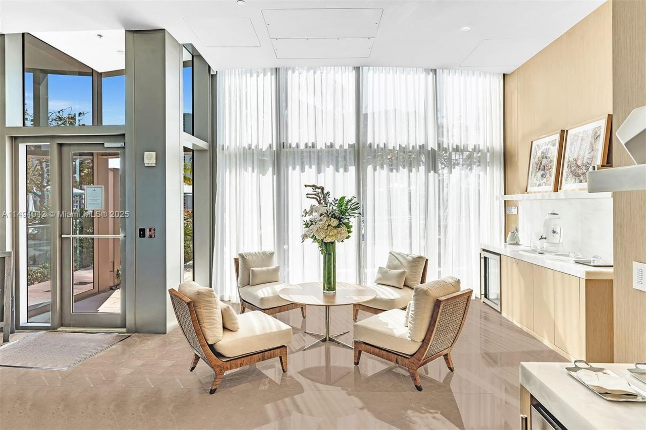 15701 Collins Ave, Unit 805, Sunny Isles Beach, FL 33160 Photo