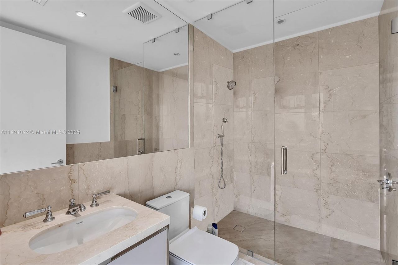 15701 Collins Ave, Unit 805, Sunny Isles Beach, FL 33160 Photo