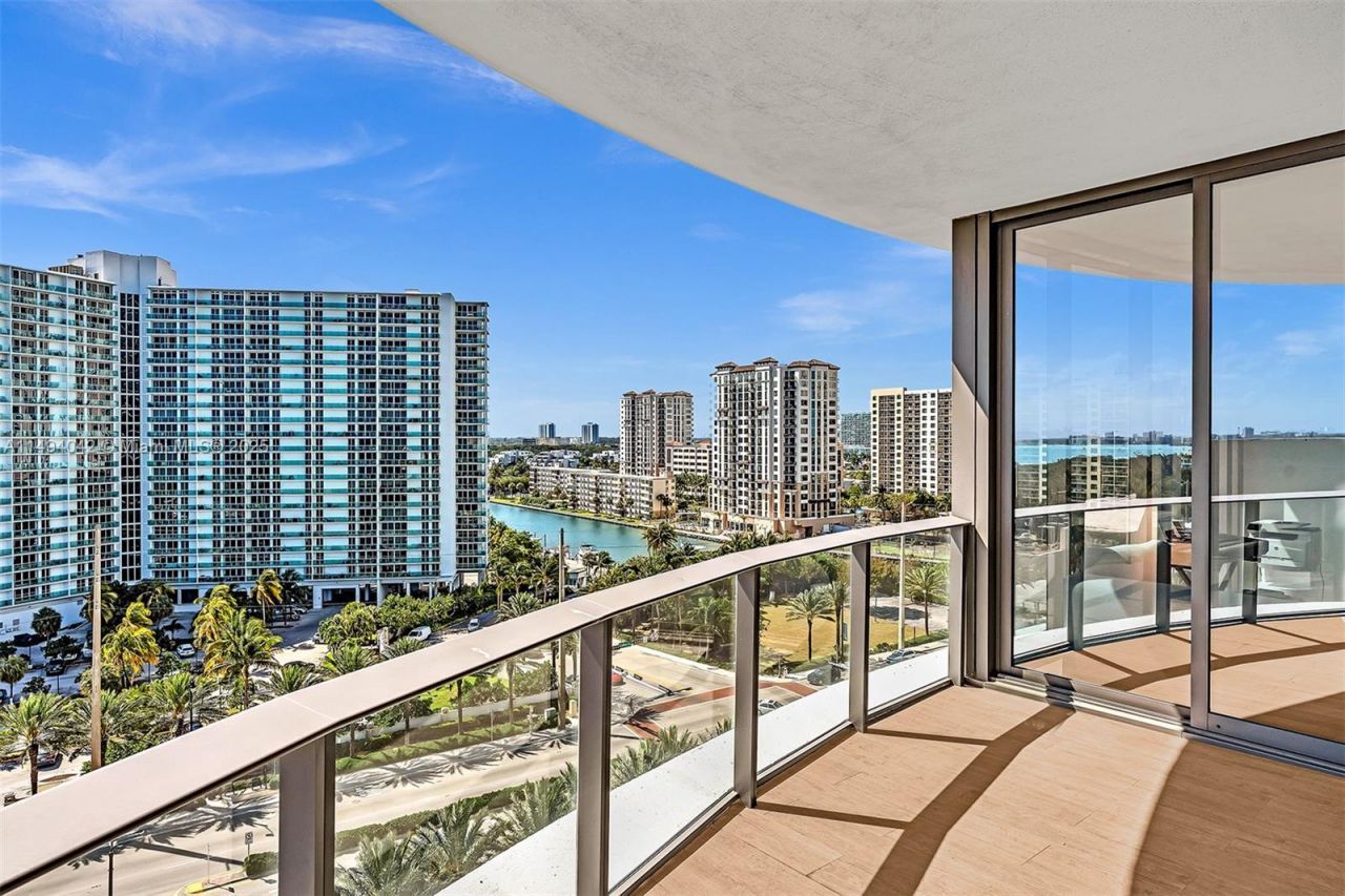 15701 Collins Ave, Unit 805, Sunny Isles Beach, FL 33160 Photo
