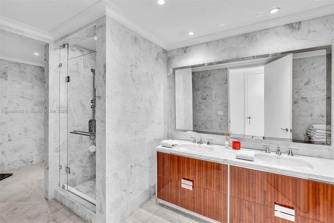 15701 Collins Ave, Unit 805, Sunny Isles Beach, FL 33160 Photo