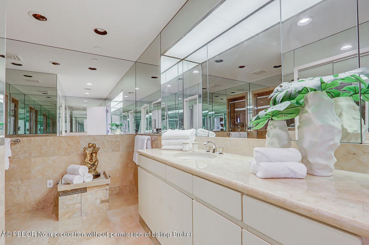 2 N Breakers Row, Unit N-45, Palm Beach, FL 33480 Photo