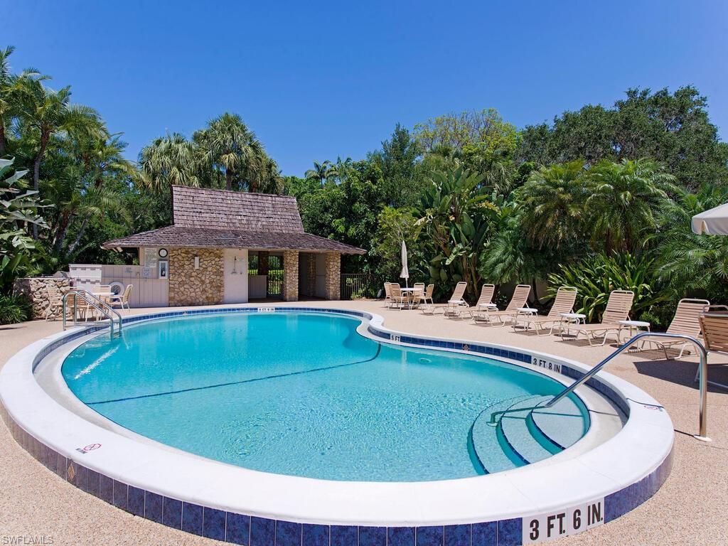 106 Wilderness Dr, Unit I-236, Naples, FL 34105 Photo