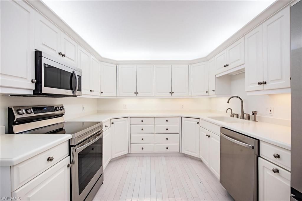 106 Wilderness Dr, Unit I-236, Naples, FL 34105 Photo