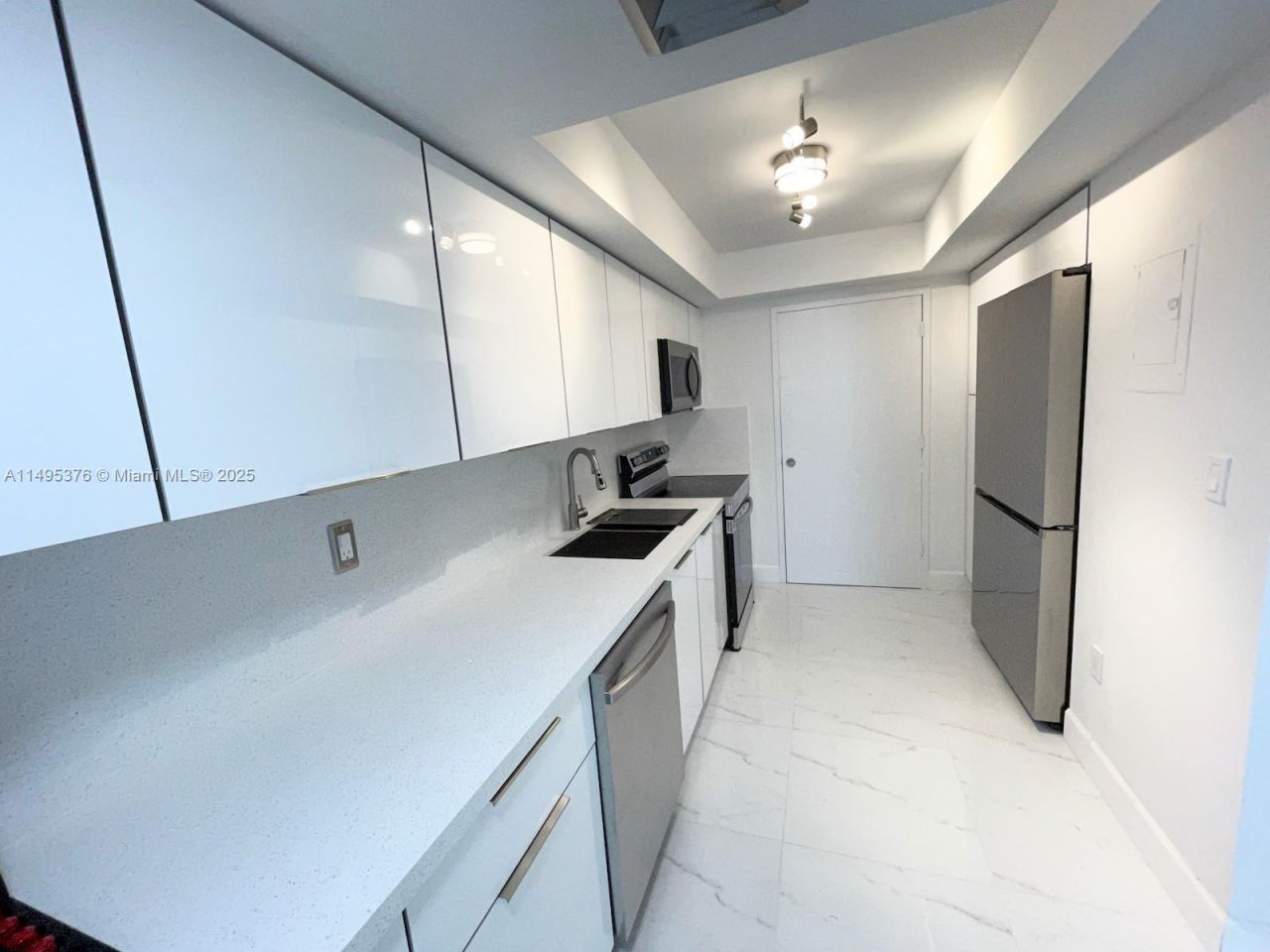 18041 Biscayne Boulv, Unit 502, Aventura, FL 33160 Photo