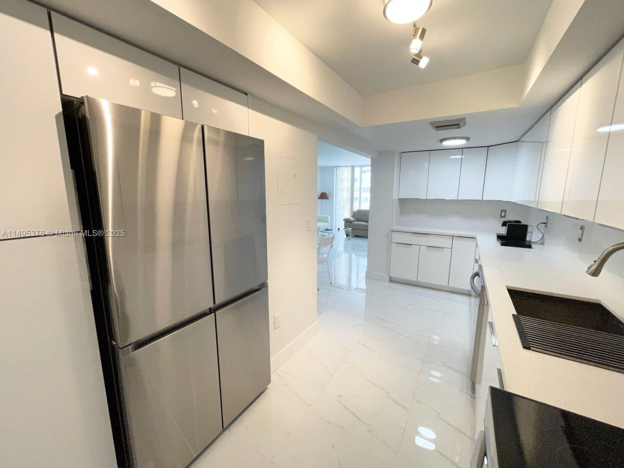 18041 Biscayne Boulv, Unit 502, Aventura, FL 33160 Photo