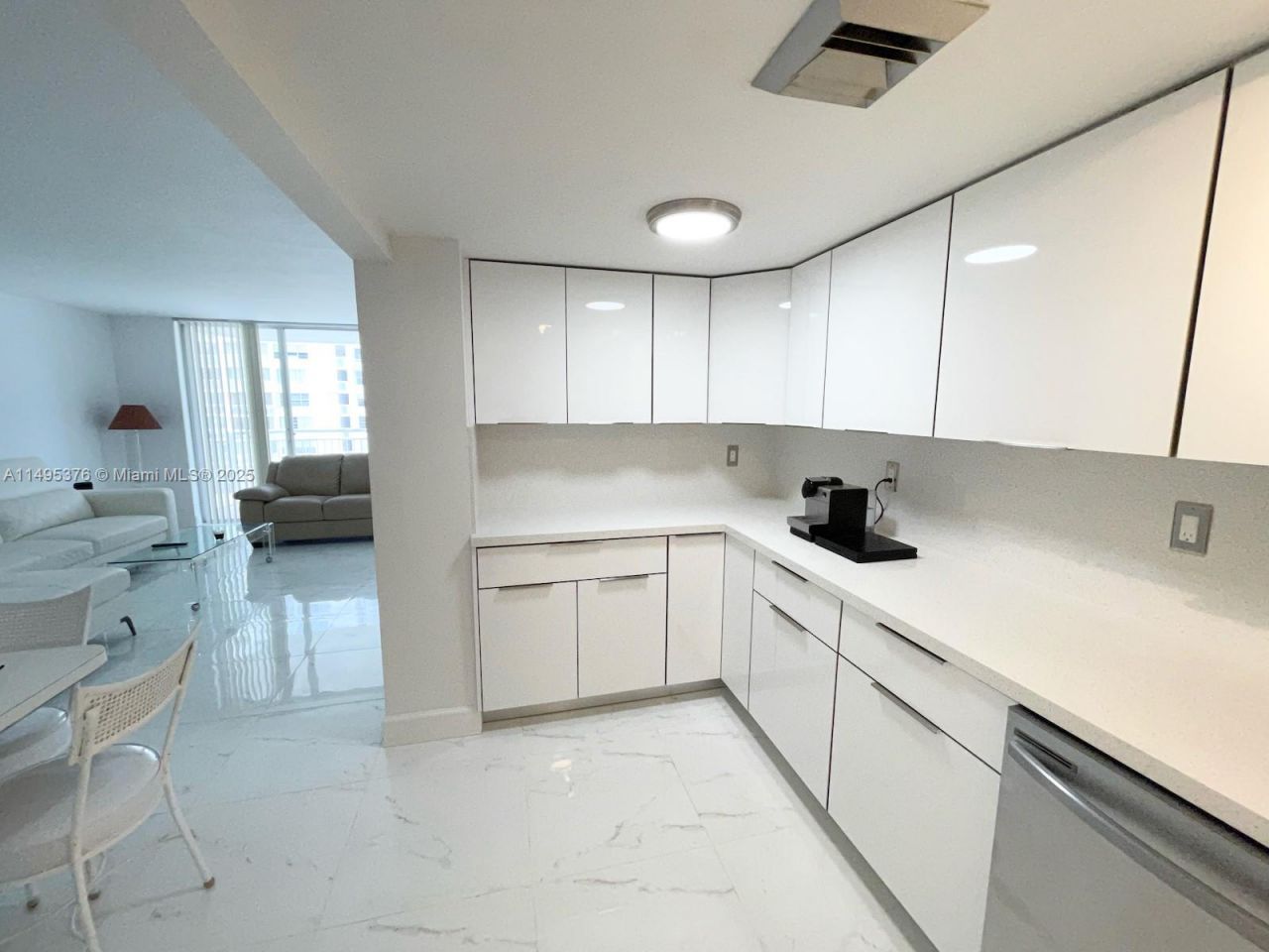 18041 Biscayne Boulv, Unit 502, Aventura, FL 33160 Photo