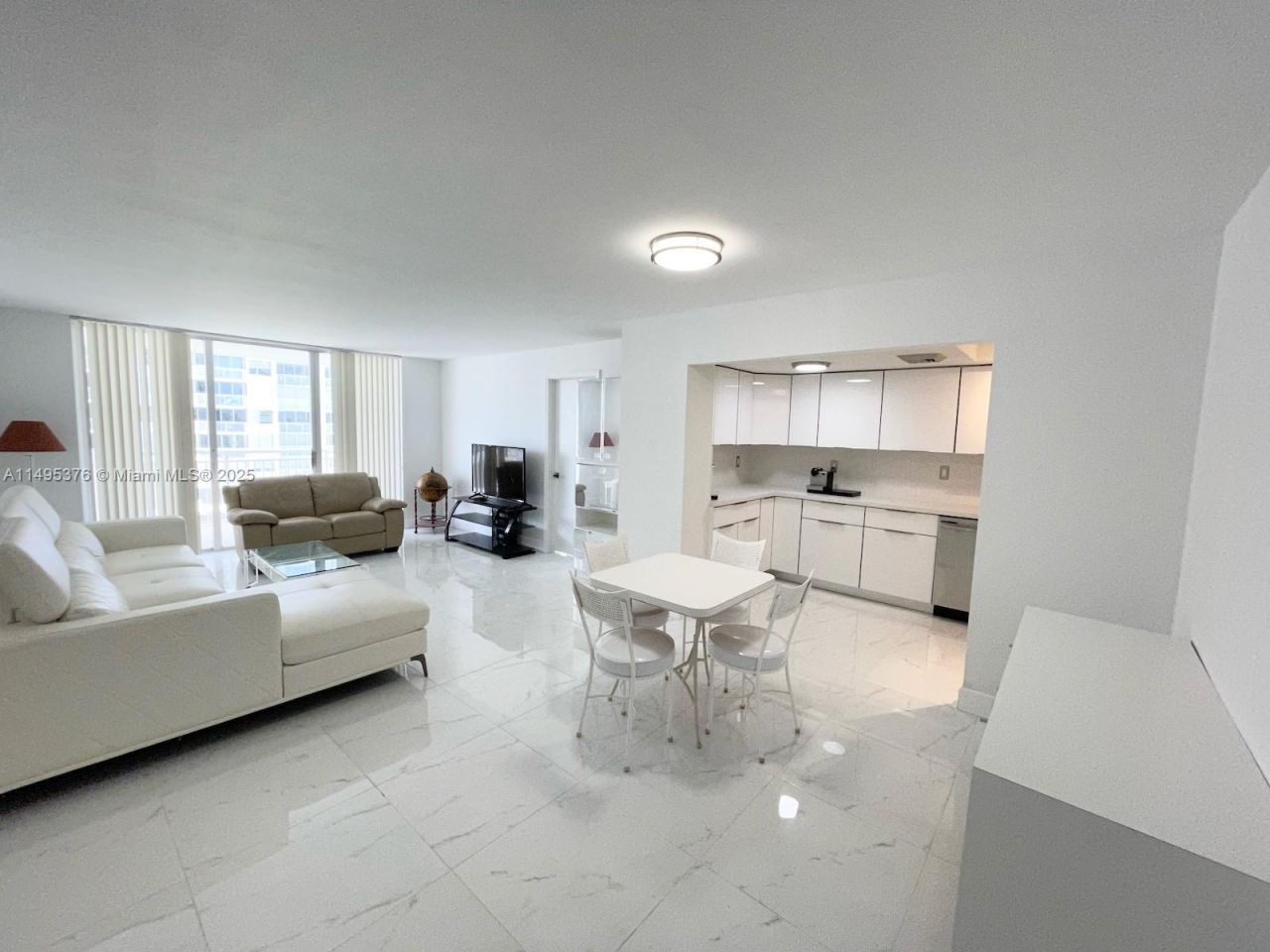 18041 Biscayne Boulv, Unit 502, Aventura, FL 33160 Photo