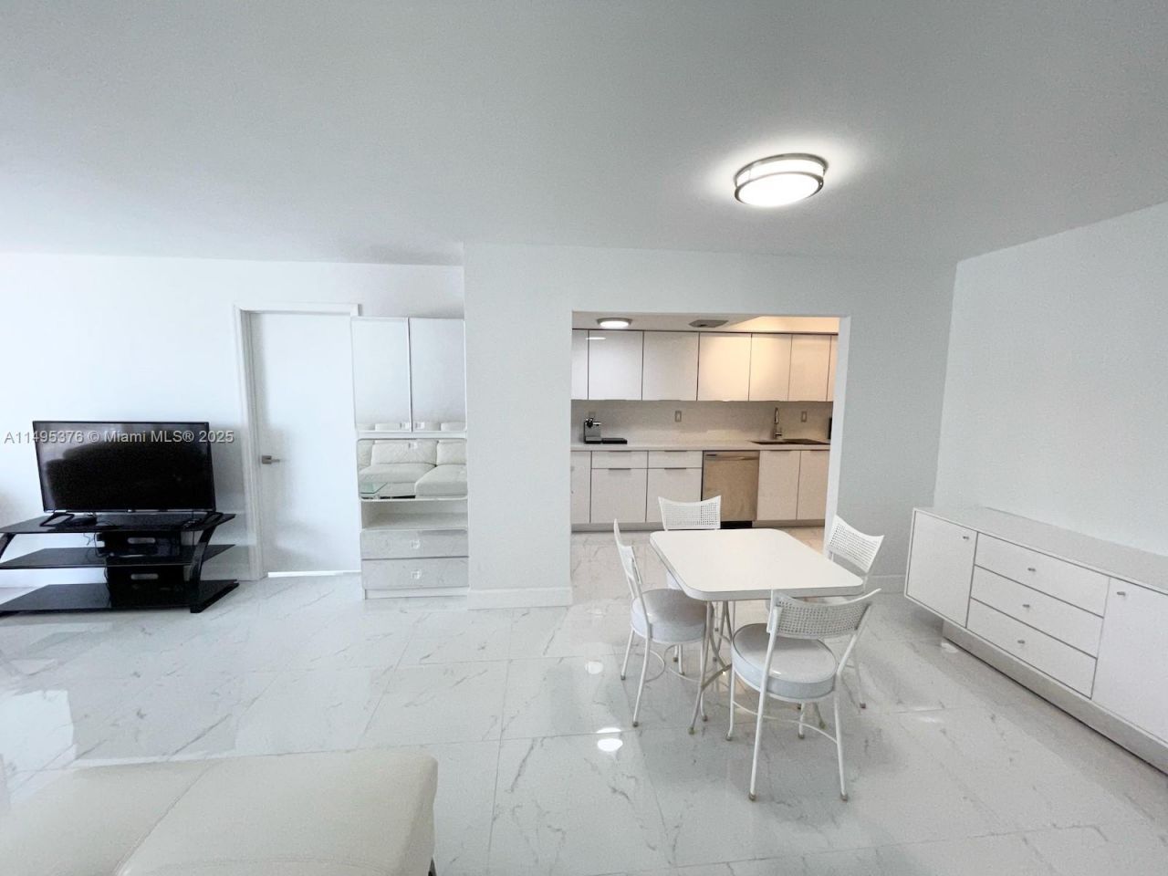 18041 Biscayne Boulv, Unit 502, Aventura, FL 33160 Photo