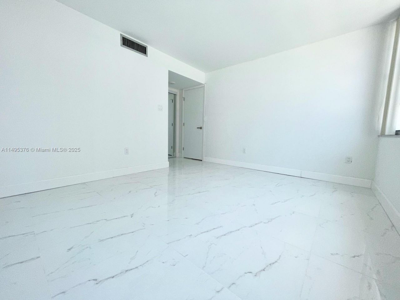 18041 Biscayne Boulv, Unit 502, Aventura, FL 33160 Photo