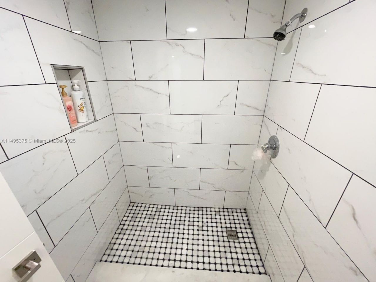 18041 Biscayne Boulv, Unit 502, Aventura, FL 33160 Photo