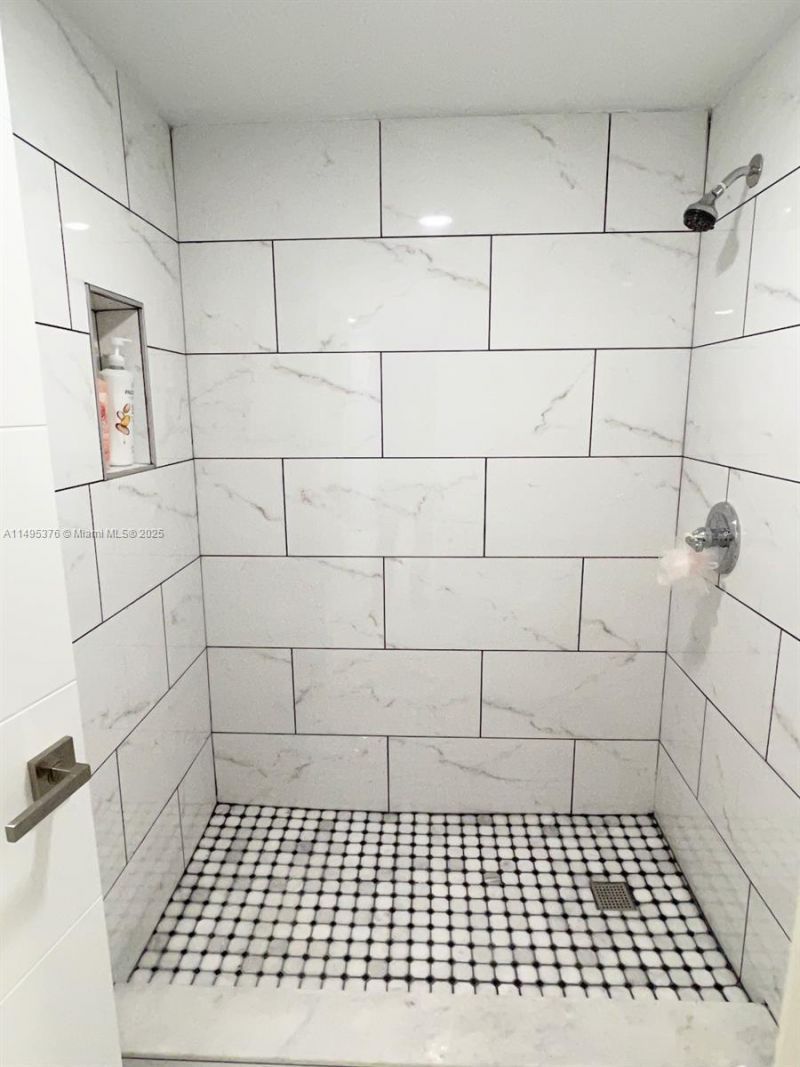 18041 Biscayne Boulv, Unit 502, Aventura, FL 33160 Photo