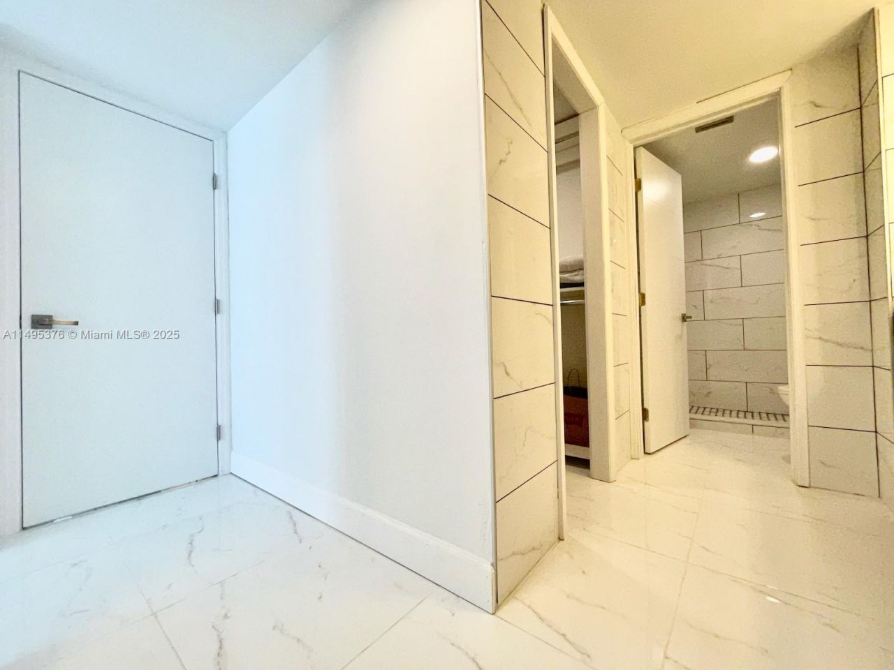 18041 Biscayne Boulv, Unit 502, Aventura, FL 33160 Photo