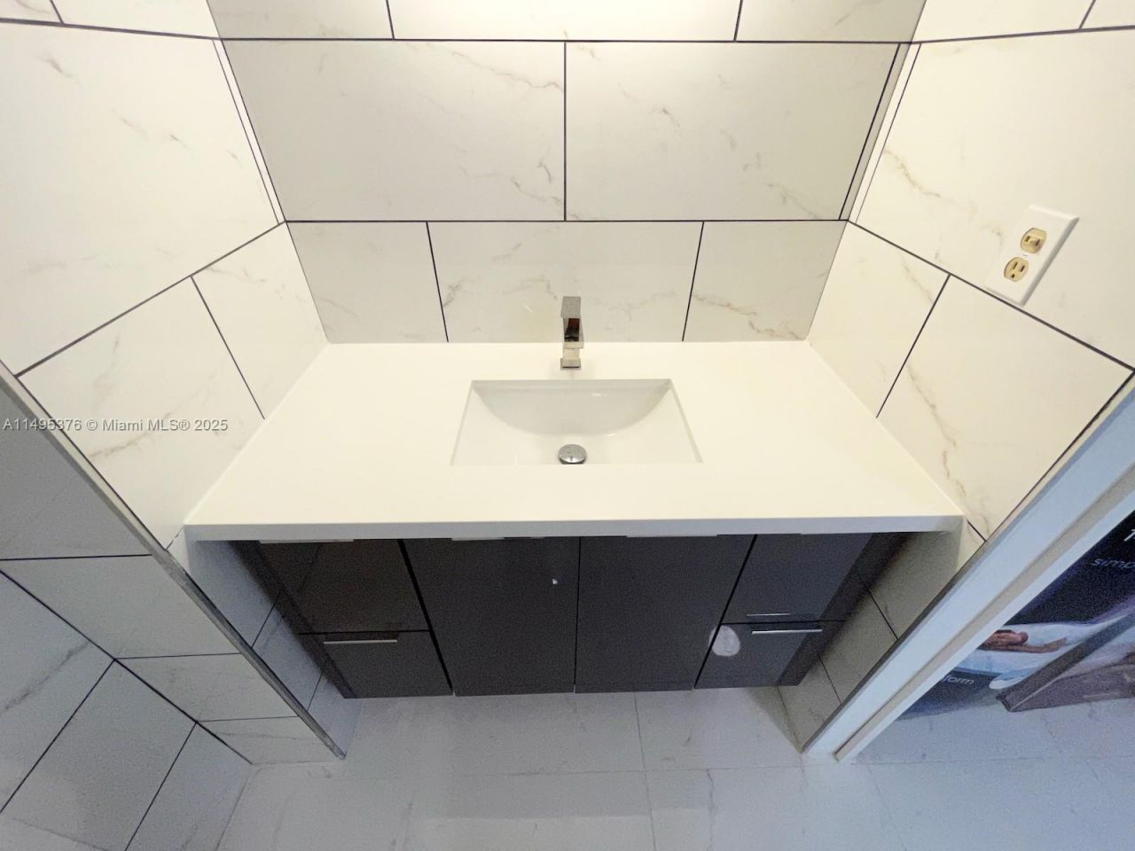 18041 Biscayne Boulv, Unit 502, Aventura, FL 33160 Photo