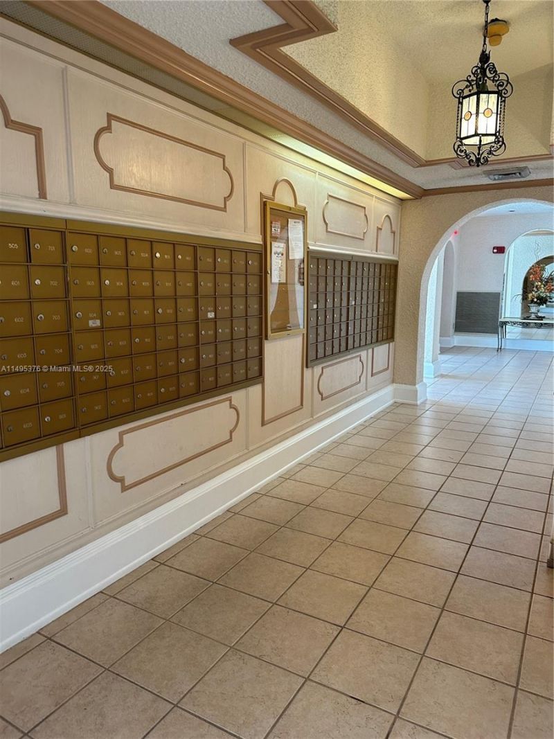 18041 Biscayne Boulv, Unit 502, Aventura, FL 33160 Photo