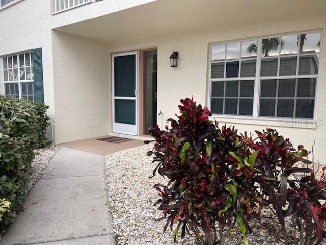 201 Silver Lake Drive, Unit 101, Venice, FL 34292 Main Photo