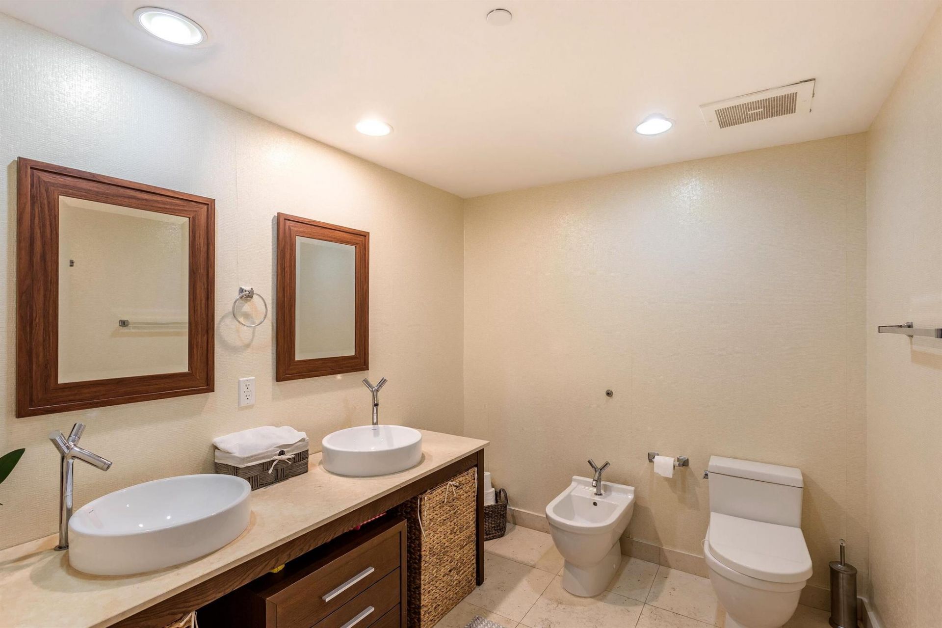 5020 Biscayne Boulevard, Miami, FL 33137 Photo