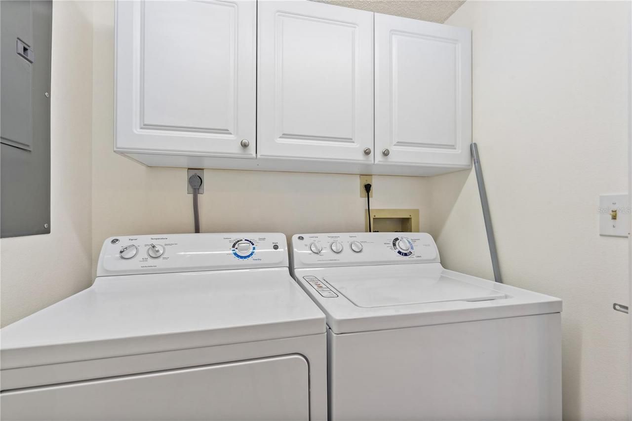 1374 Siesta Bayside Drive, Unit 1374-D, Sarasota, FL 34242 Photo