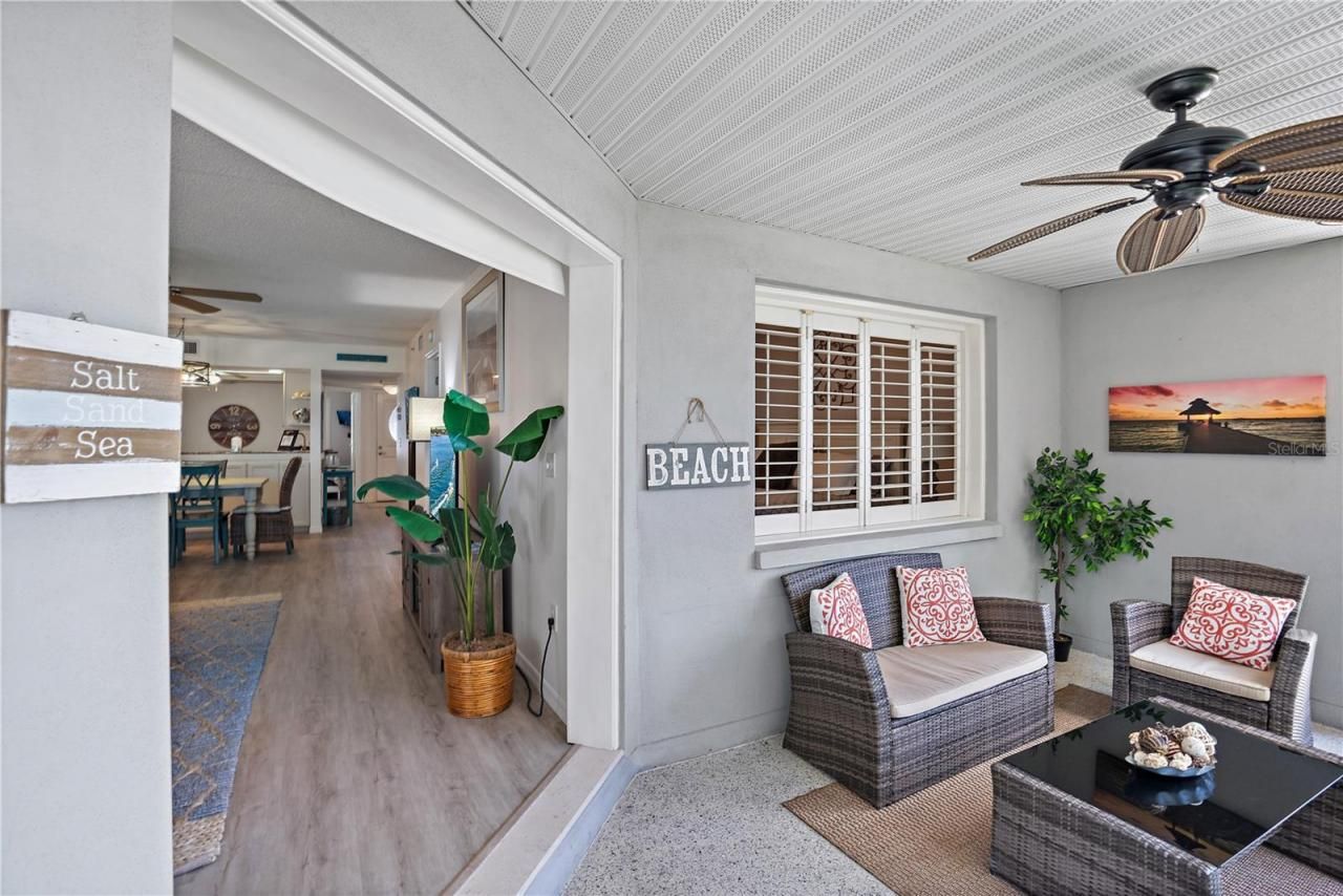 1374 Siesta Bayside Drive, Unit 1374-D, Sarasota, FL 34242 Photo