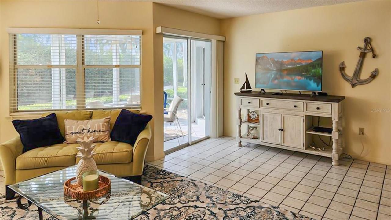 1318 Siesta Bayside Drive, Unit C, Sarasota, FL 34242 Photo