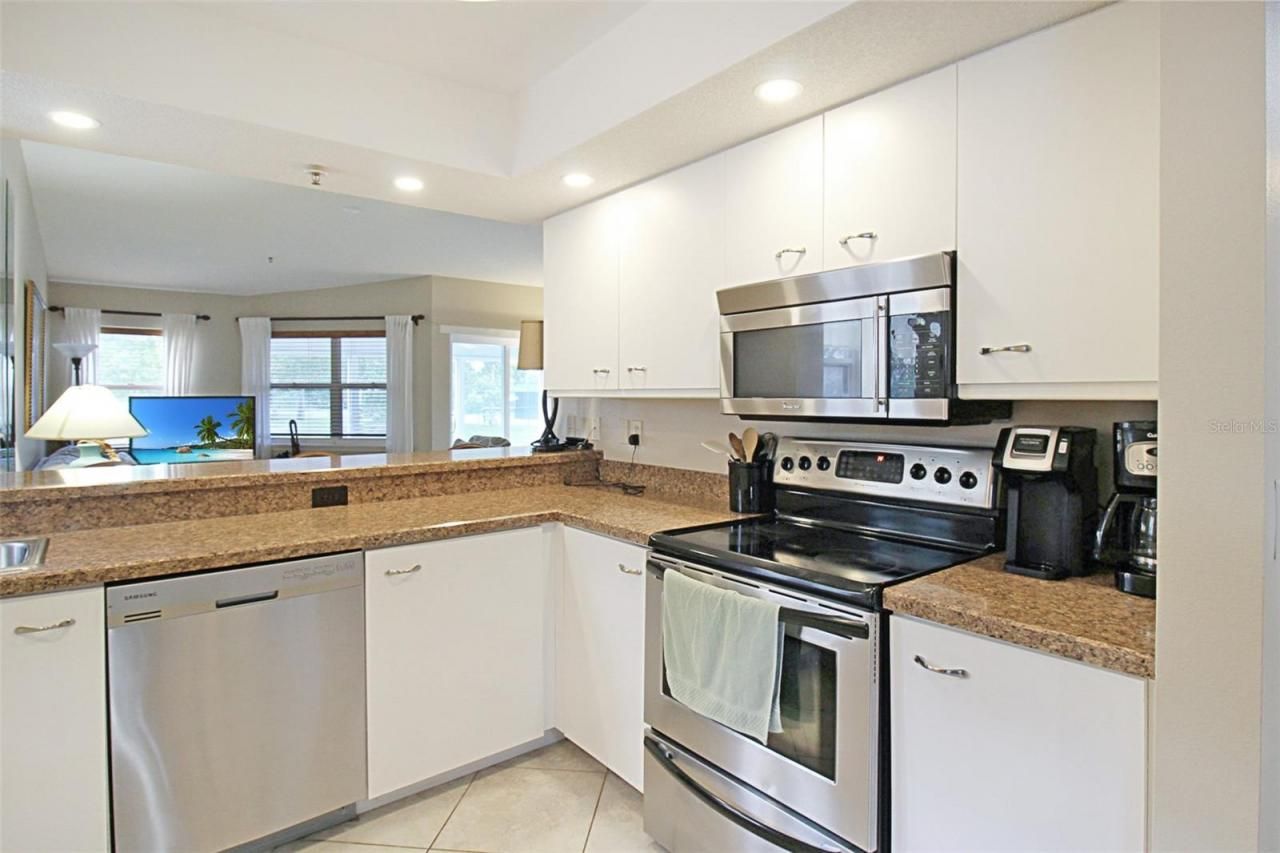 1260 Siesta Bayside Drive, Unit 1260-A, Sarasota, FL 34242 Photo