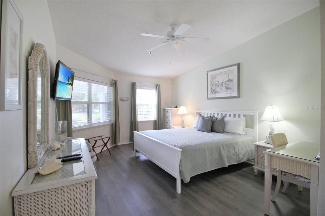 1260 Siesta Bayside Drive, Unit 1260-A, Sarasota, FL 34242 Photo