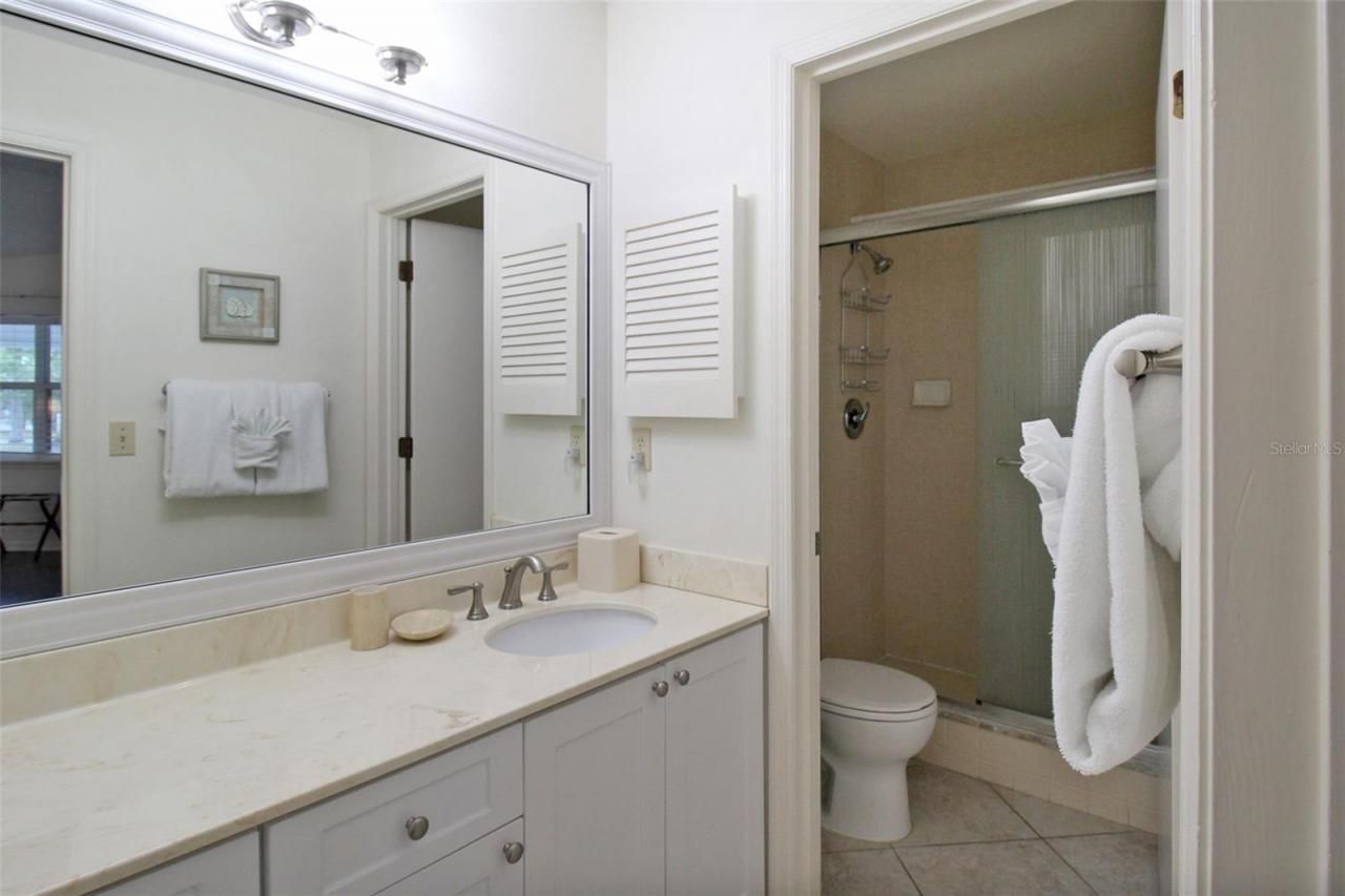 1260 Siesta Bayside Drive, Unit 1260-A, Sarasota, FL 34242 Photo