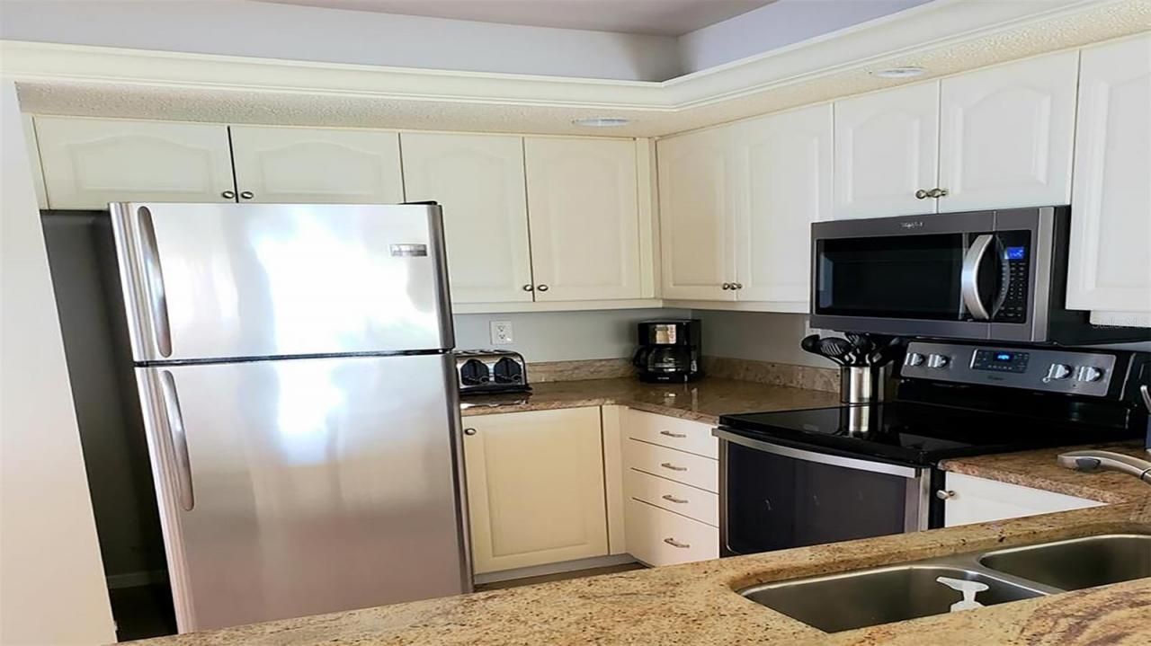 1340 Siesta Bayside Drive, Unit 1340-C, Sarasota, FL 34242 Photo