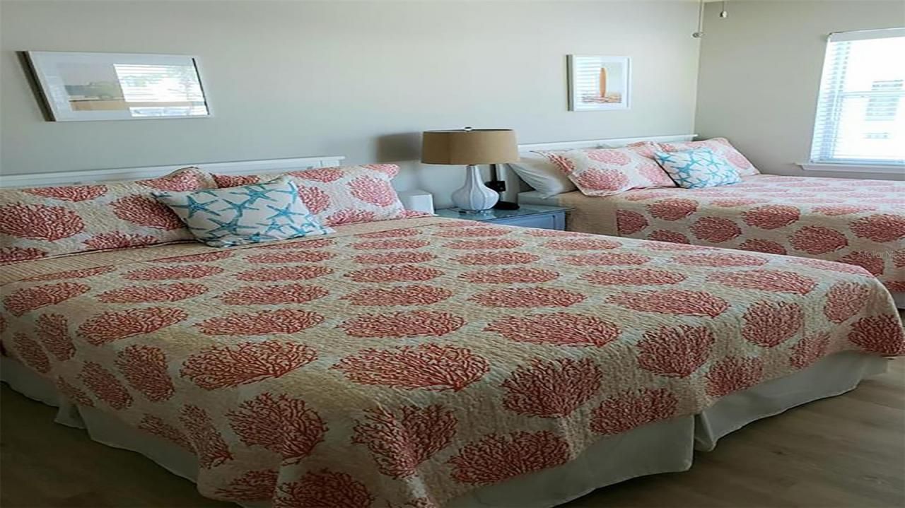 1340 Siesta Bayside Drive, Unit 1340-C, Sarasota, FL 34242 Photo