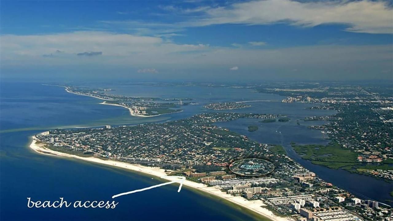 1340 Siesta Bayside Drive, Unit 1340-C, Sarasota, FL 34242 Photo