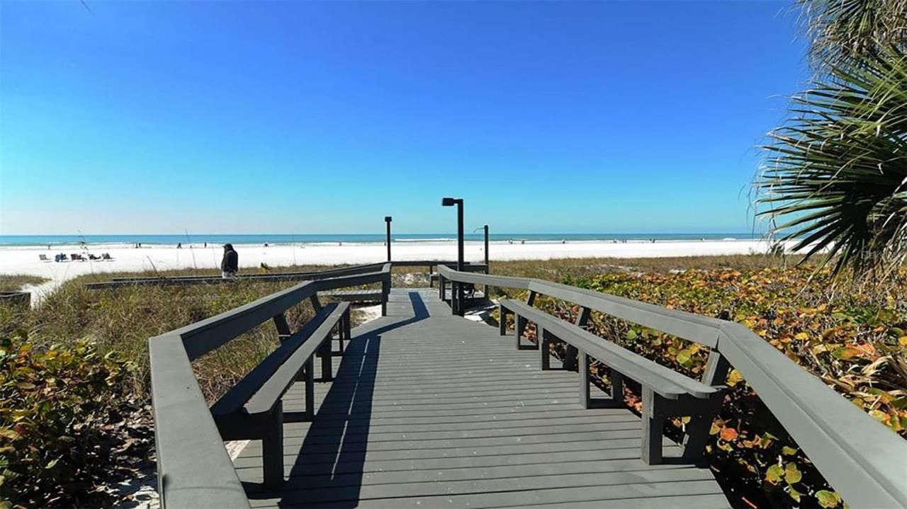 1340 Siesta Bayside Drive, Unit 1340-C, Sarasota, FL 34242 Photo