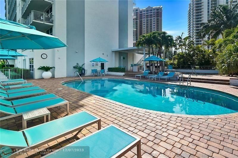 77 S Birch Road, Unit 15B, Fort Lauderdale, FL 33316 Photo