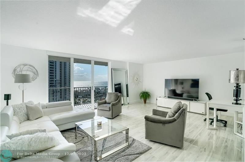 77 S Birch Road, Unit 15B, Fort Lauderdale, FL 33316 Photo