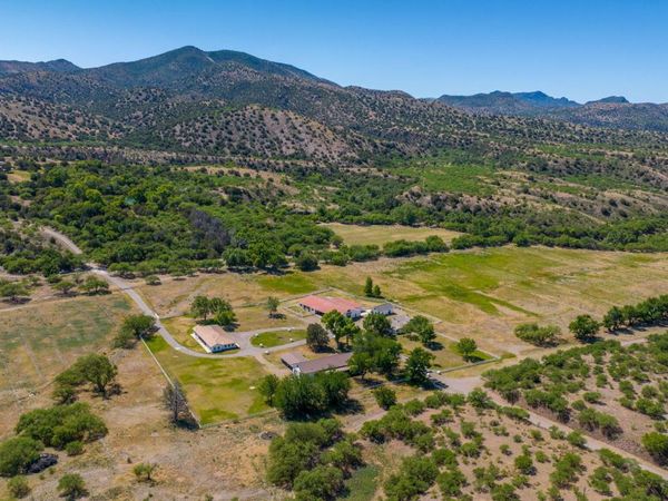 2671 Highway 82, Patagonia, AZ 85624