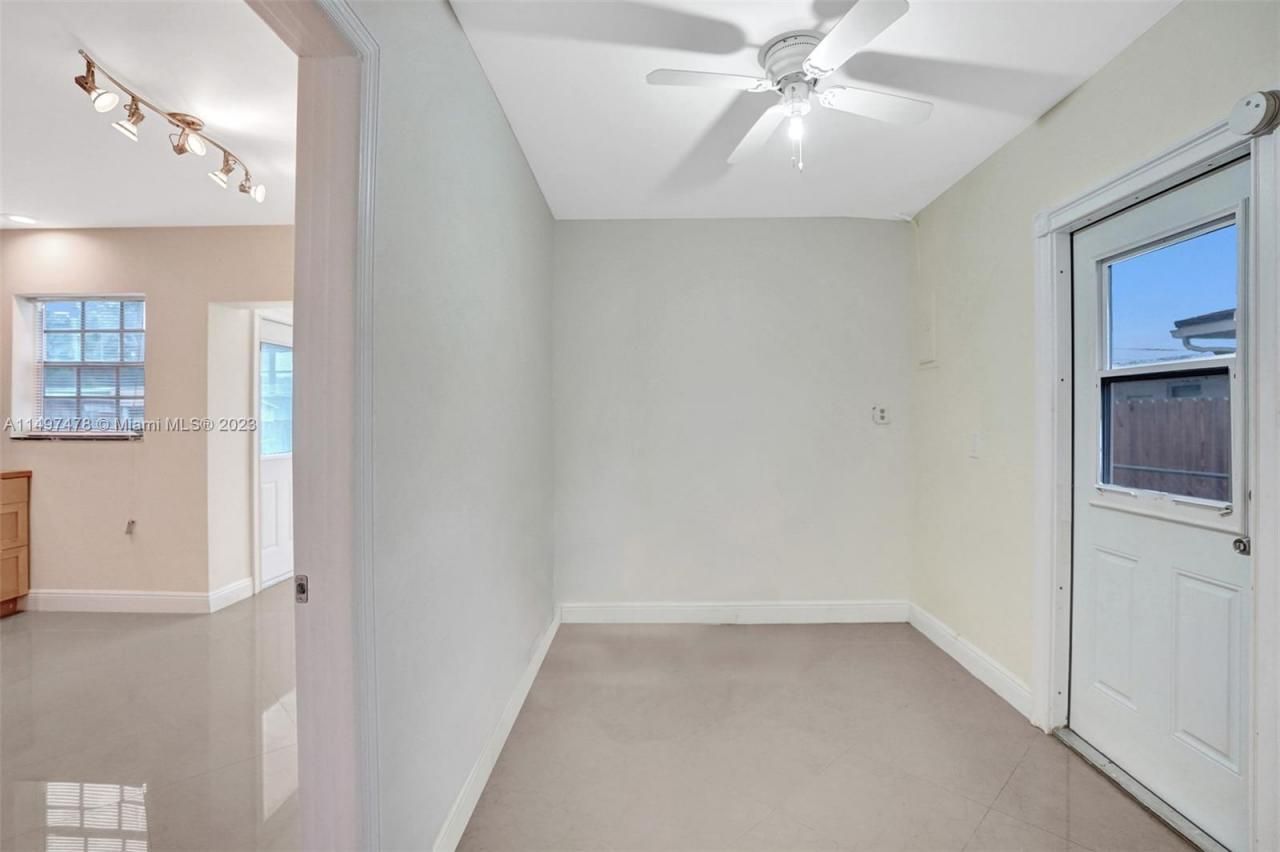 210 N 72nd Ave, Hollywood, FL 33024 Photo