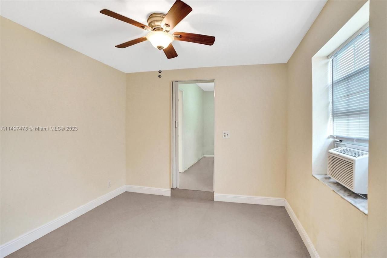 210 N 72nd Ave, Hollywood, FL 33024 Photo