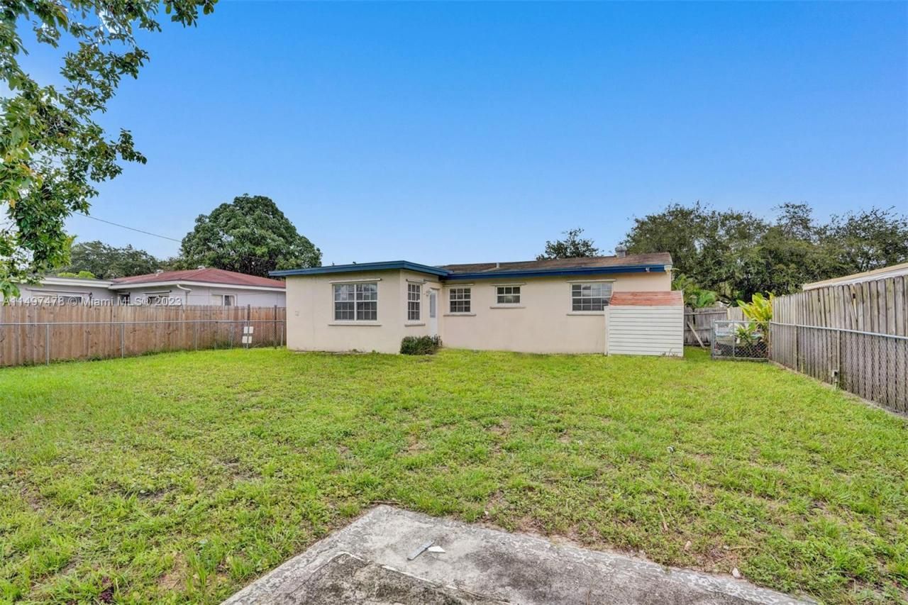 210 N 72nd Ave, Hollywood, FL 33024 Photo