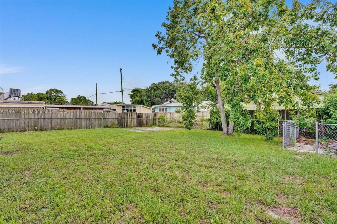 210 N 72nd Ave, Hollywood, FL 33024 Photo