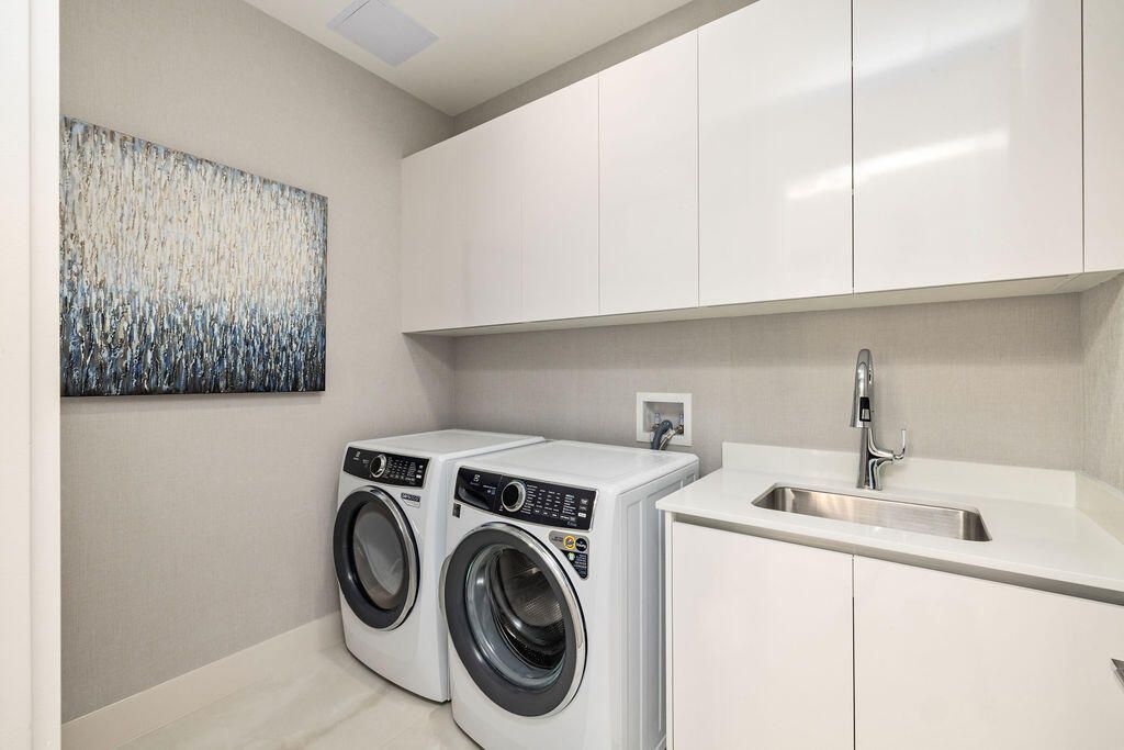 305 Briny Avenue, Unit Ph 806, Pompano Beach, FL 33062 Photo