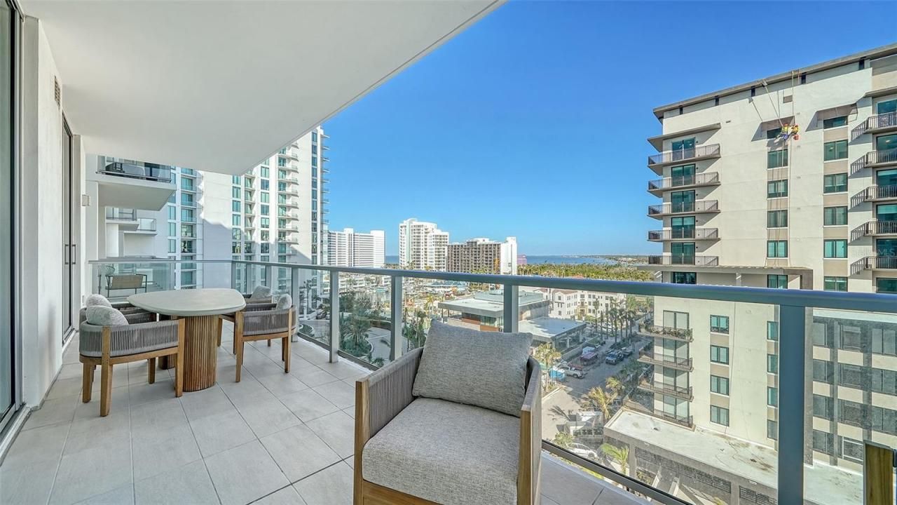 301 Quay Commons Drive, Unit 704, Sarasota, FL 34236 Photo