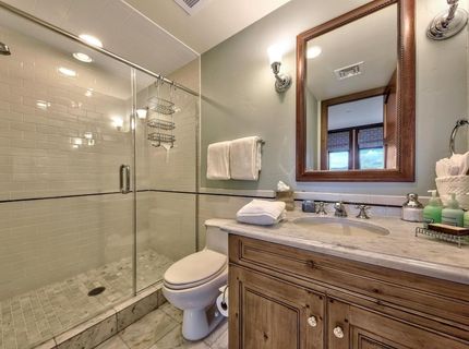 6750 N North Lake Boulevard, Tahoe Vista, CA 96148 Photo