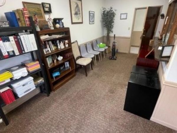 700 N Broad St, Elizabeth, NJ 07208