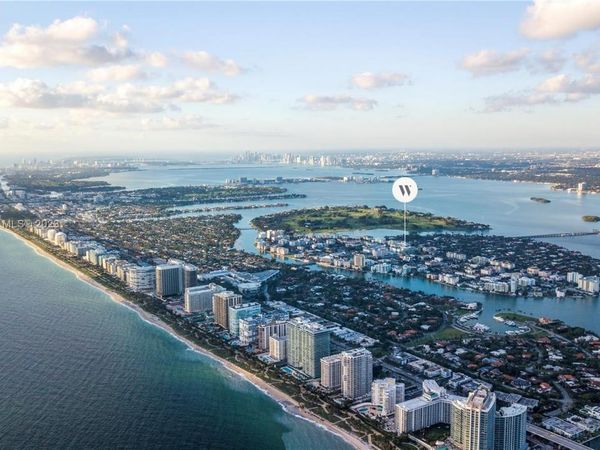 1177 Kane Concourse, Unit 506, Bay Harbor Islands, FL 33154