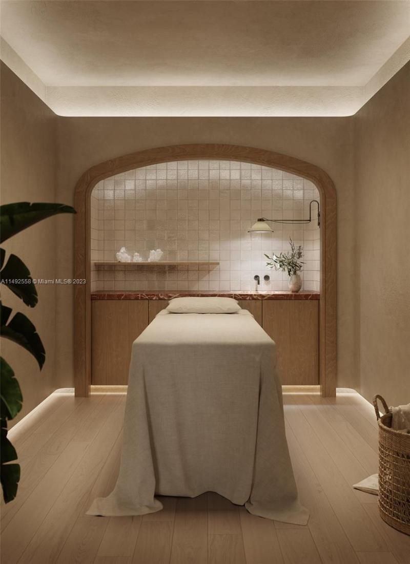 1177 Kane Concourse, Unit 506, Bay Harbor Islands, FL 33154 Photo