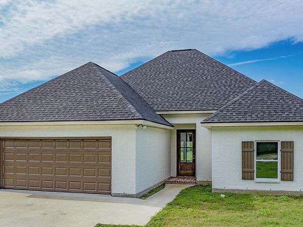 1351 Bayou Gardens Boulevard, Houma, LA 70364